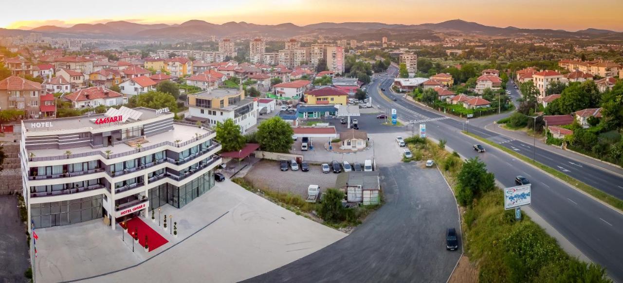 Hotel Caesar 2 Kurdzhali Bagian luar foto