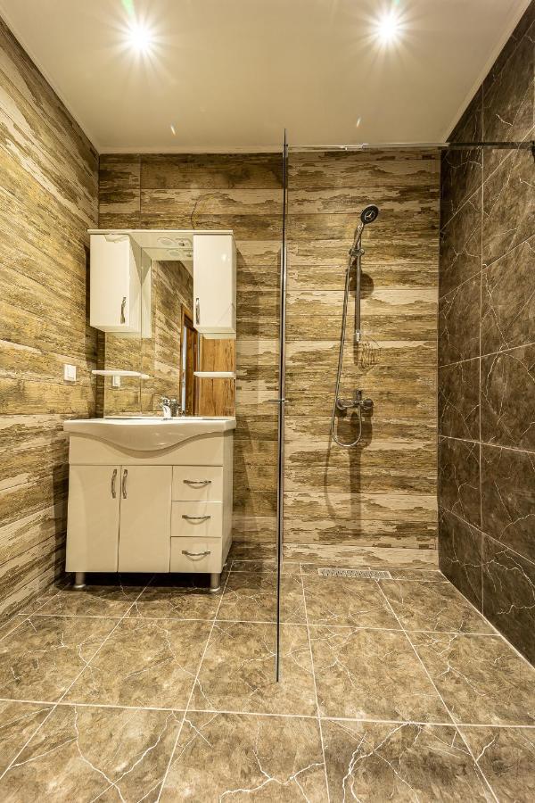 Hotel Caesar 2 Kurdzhali Bagian luar foto