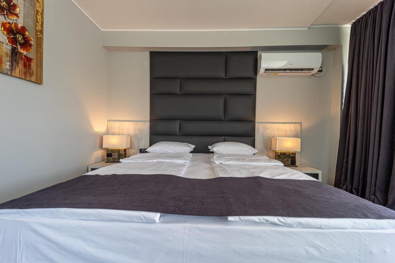 Hotel Caesar 2 Kurdzhali Bagian luar foto