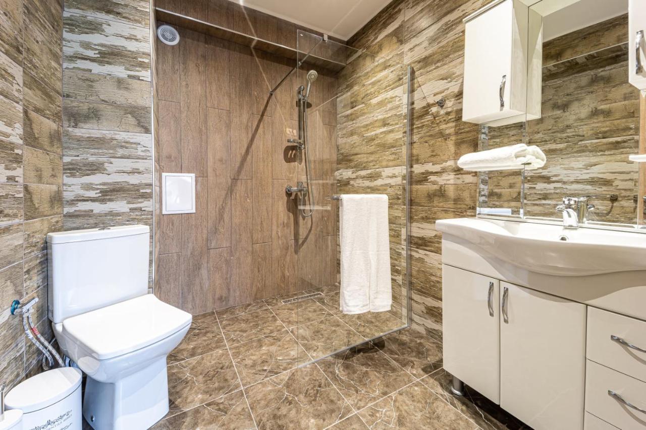 Hotel Caesar 2 Kurdzhali Bagian luar foto